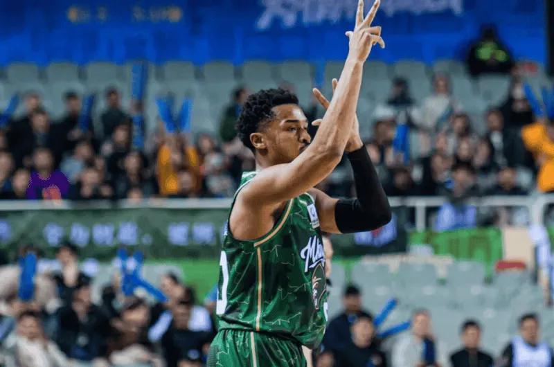 开云登录入口-同曦狂胜深圳！新小外盘活全队，郭昊文全能输出，双核驱动是真爽