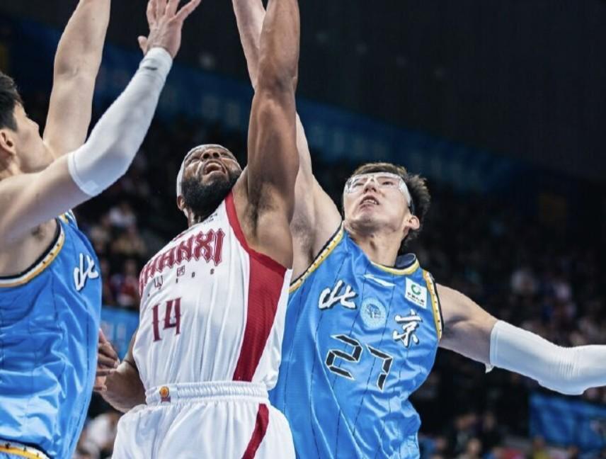 开云官方网站-许利民谈周琦受伤：还是眼睛问题，等17日检查后才有明确结果