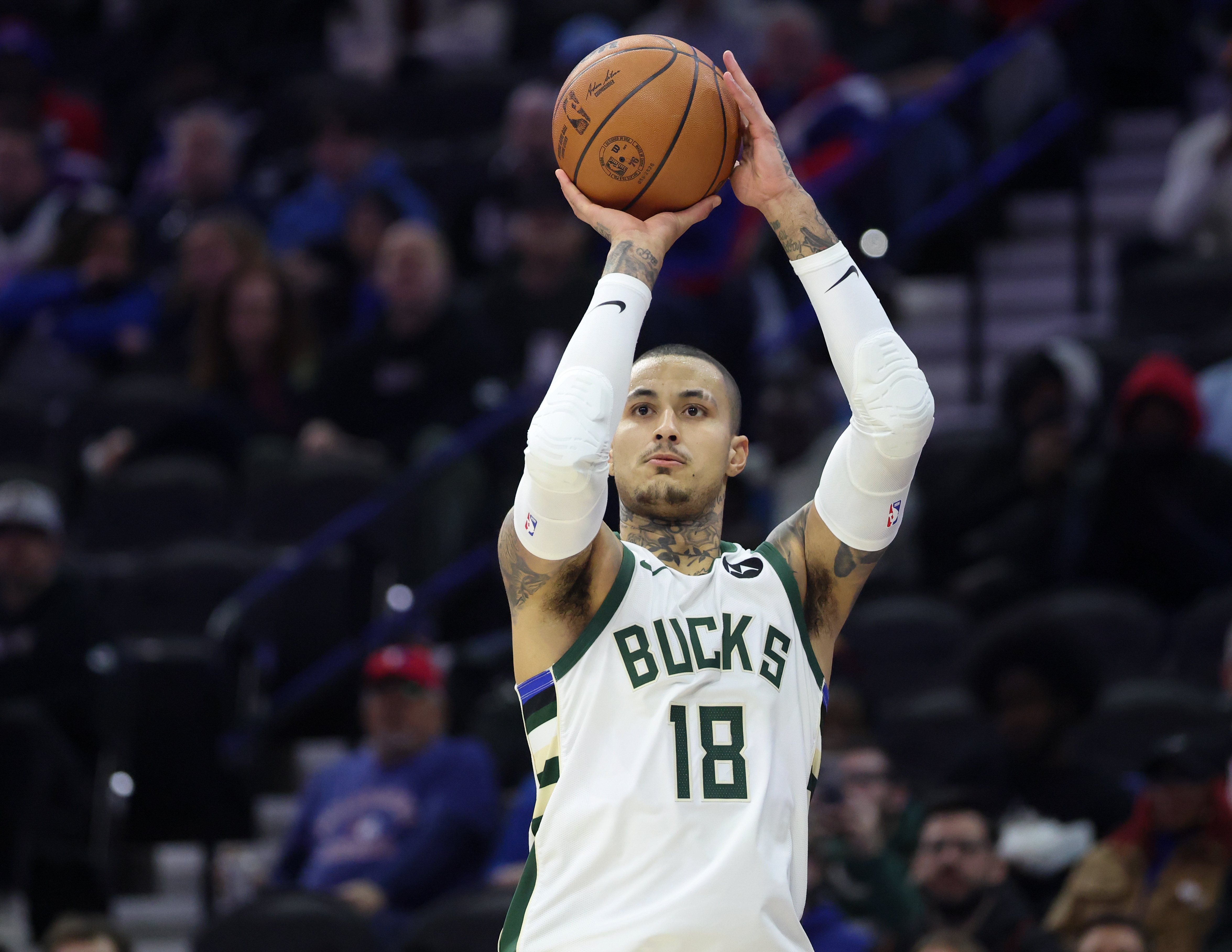 开云官方网站-库兹马谈万分里程碑：前天还特意查了下 想着今天拿30分就太棒了